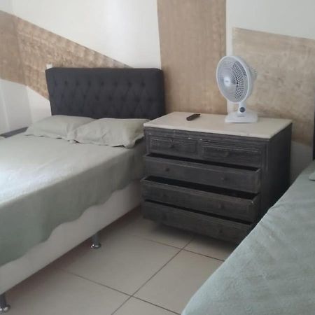 Le Bon Vivant Arraial Do Cabo 405 Bl A Rum bild